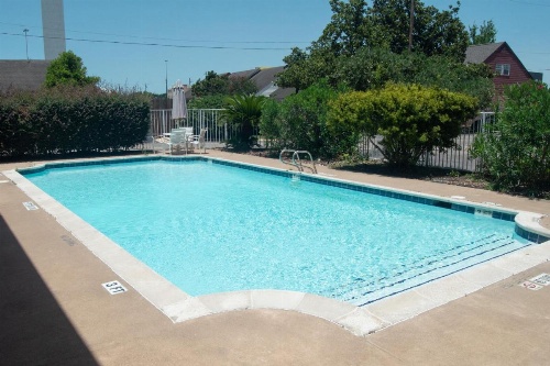 America's Inn Houston image 6